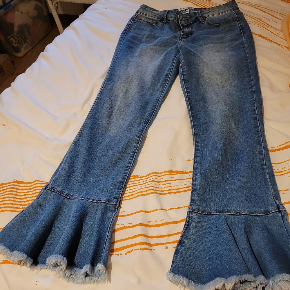 Black daisy jeans